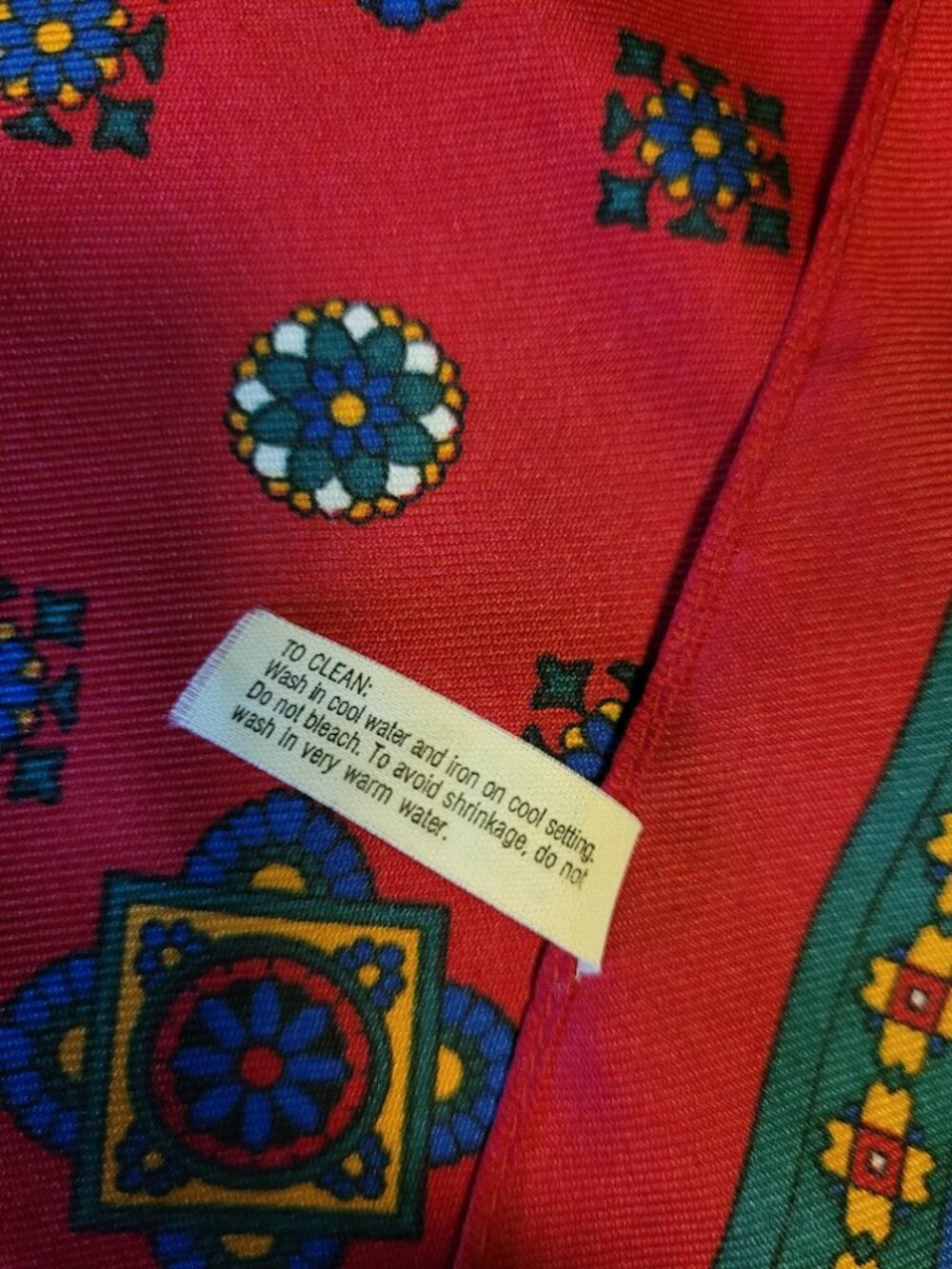 Vintage AVON Italian scarf - 1988 - Picture 6 of 6
